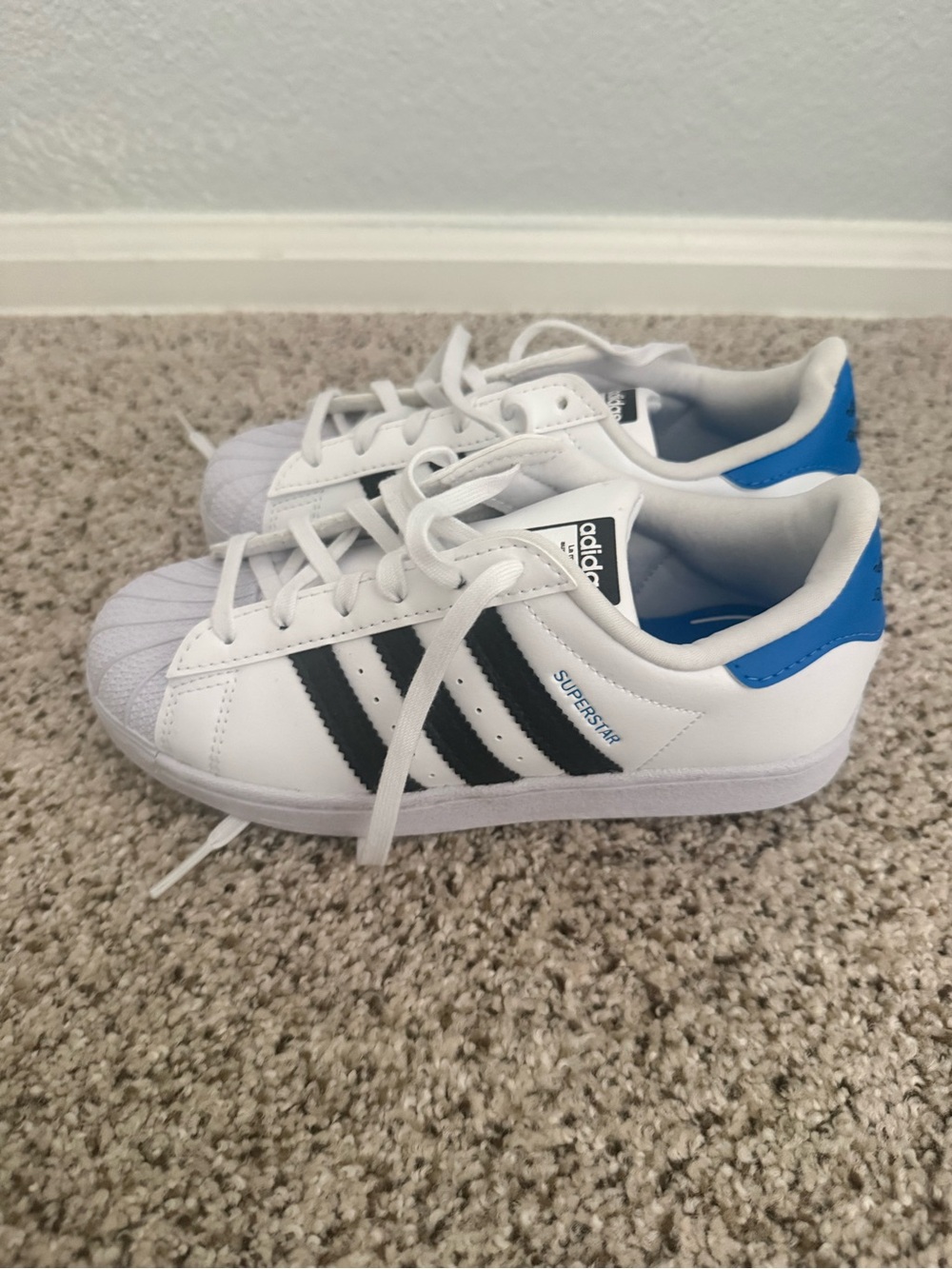 Adidas Superstar sneakers size 1.5 youth